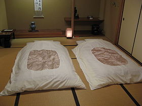 280px-Ryokan-hakone-en-4