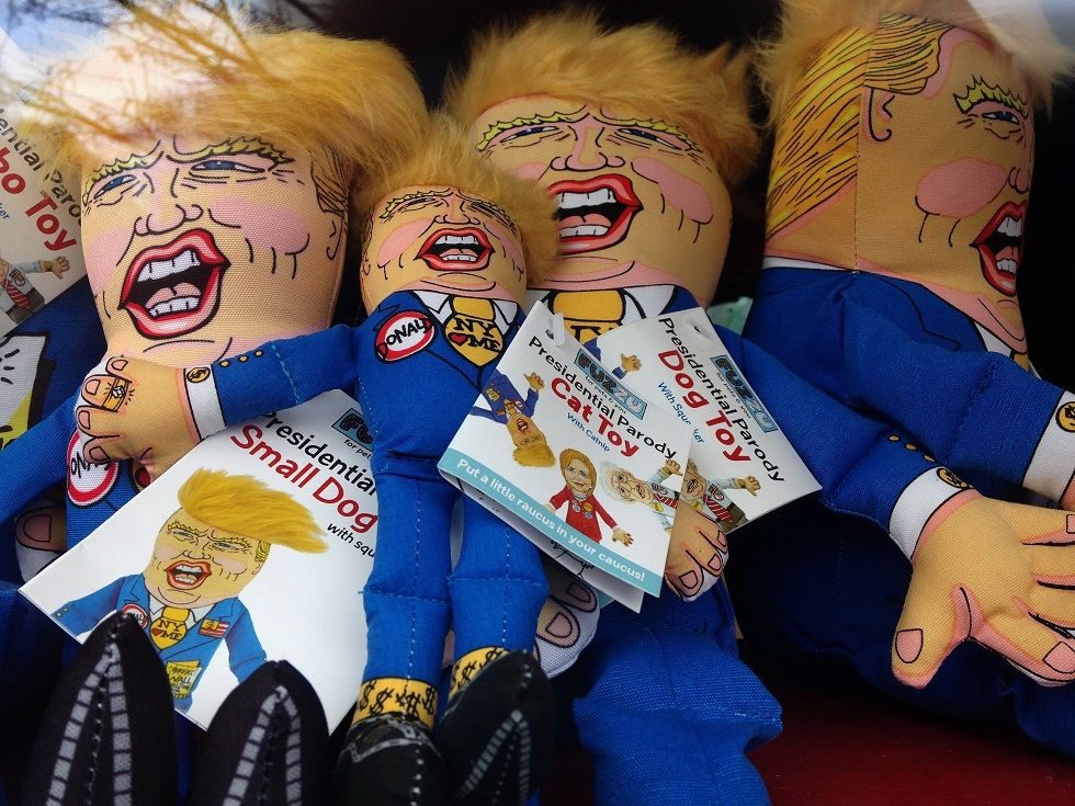トランプ人形