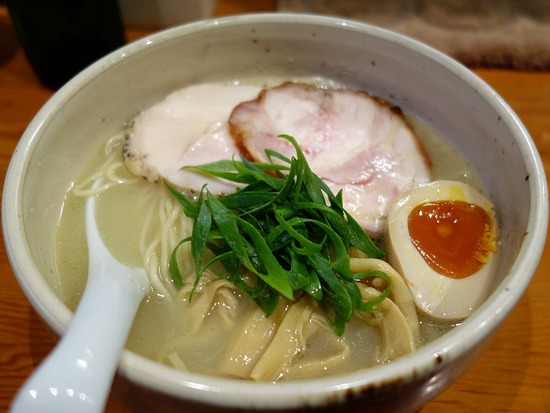 鶏チャーシュー麺@臥龍