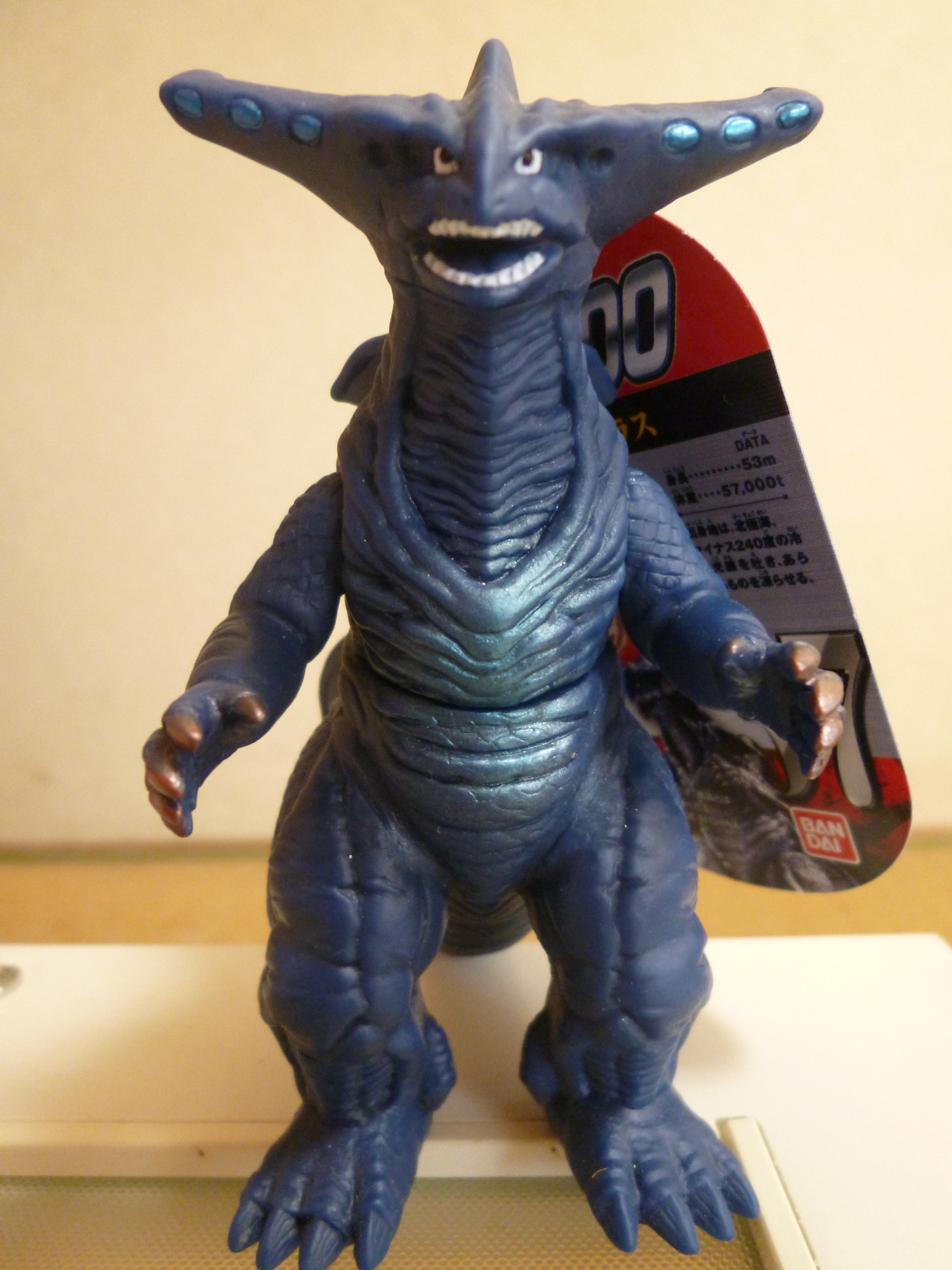 ウルトラ怪獣500 37 冷凍怪獣ラゴラス レビューらしきもの : 神聖