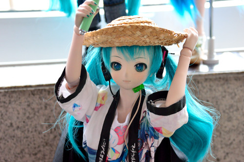 alt
