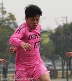 草野侑己