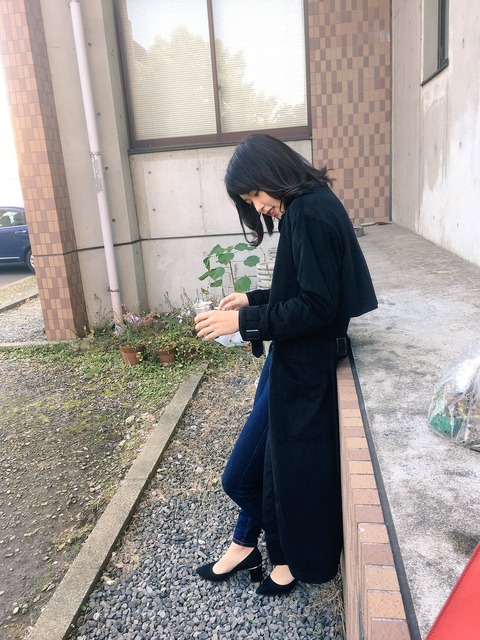 DNRlHN_UEAA4-yR