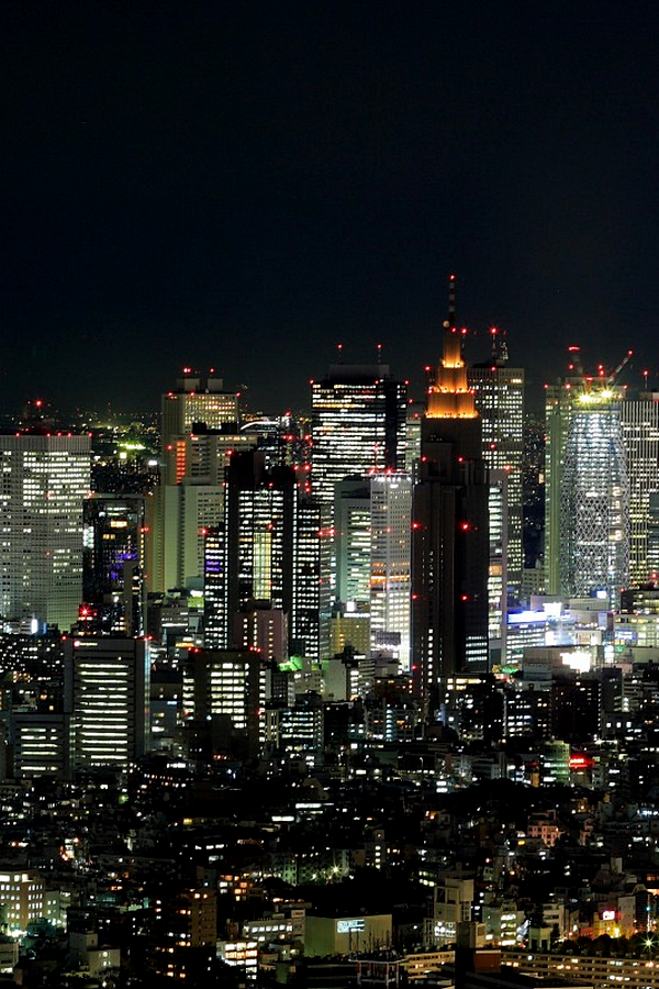夜の都会
