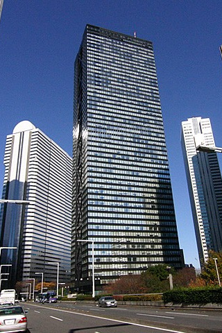 大企業外観