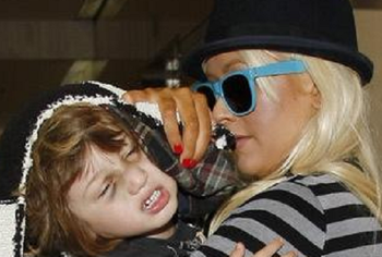 友人の10歳の娘が自サツ