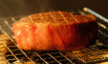 それは明らかに腐