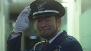 夜間警備をして