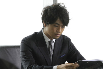 応オレは高給取