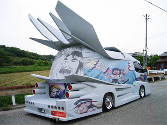 深夜の駐車場でDQN車に襲撃