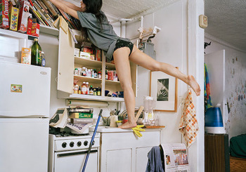 寮の部屋で、セ