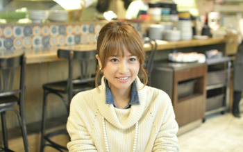 『女は苗字を捨