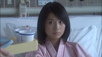 れた嫁の携帯を見て衝撃を受けた…