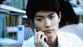 にイジメられてた