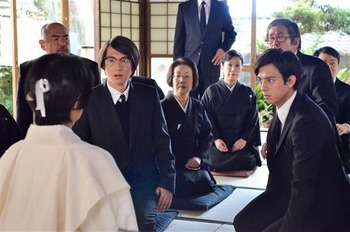 【逆襲】遺影にはDQN親子の