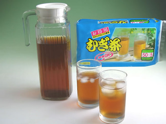 姑は麦茶と偽り