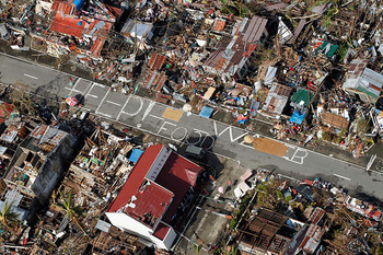 1113-Philippines-Typhoon-Haiyan_full_600