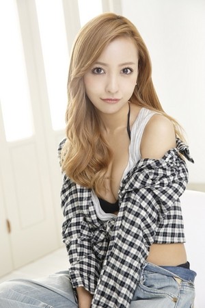 http://livedoor.blogimg.jp/nikkangossip/imgs/3/7/37a050f4.jpg