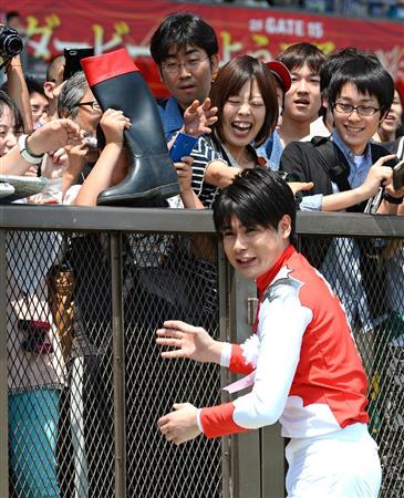 http://livedoor.blogimg.jp/nikkangossip/imgs/4/f/4ff78b05.jpg