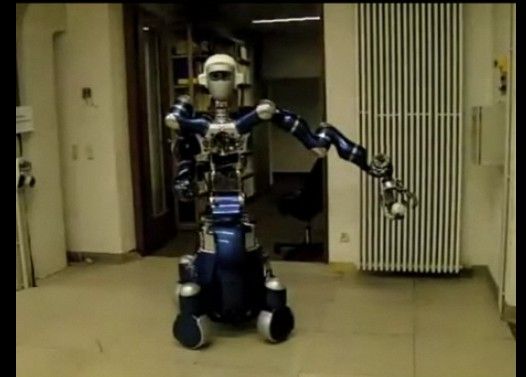 キャッチボールする二台のロボット