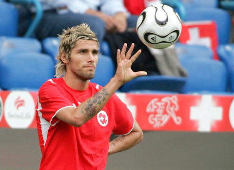 valon-behrami-con-la-svizzera