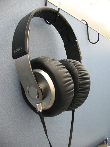 MDR-XB700 タイヤホン SONY EXTRA BASS 密閉型ヘッドホン MDR-XB700