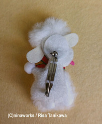poodle brooch2
