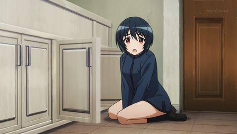 121