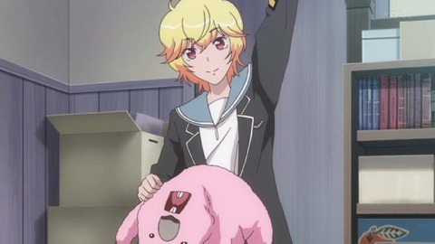 318