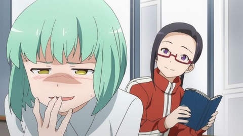 422
