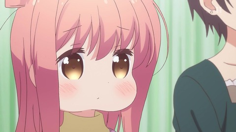 (8)