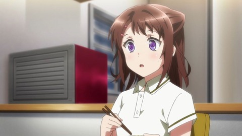 224