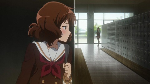 318