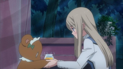 230