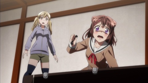 251