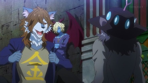 476