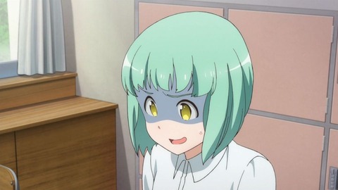 412