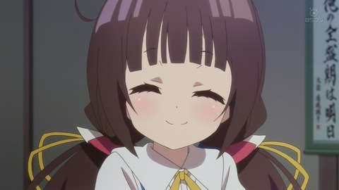 (4)