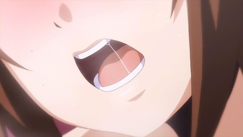 423
