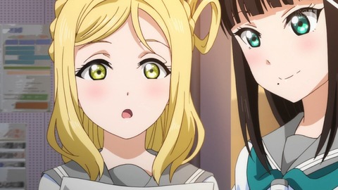 438