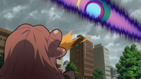 438