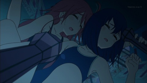 242