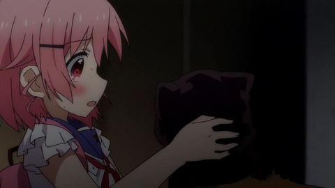 313