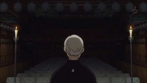 285