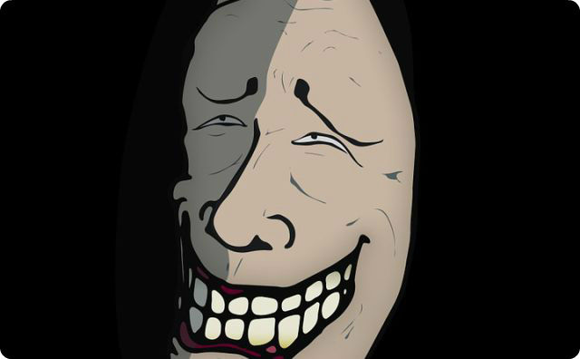 笑顔、怖い