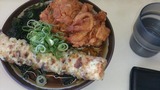 唐揚げ蕎麦、ちくわ天、わかめ乗せ