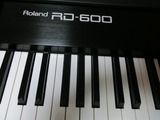 Roland RD-600����