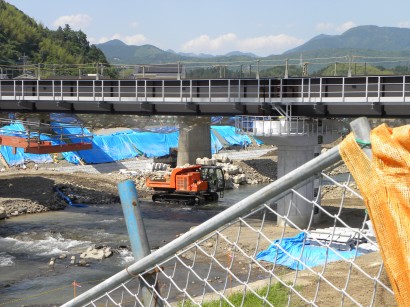 鉄橋24