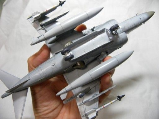 こだわりタマゴ飛行機 AV-8ハリアー ハセガワ 放す
