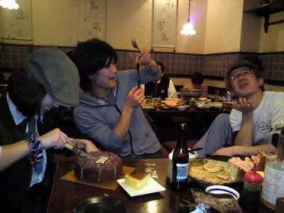 2011021201580001